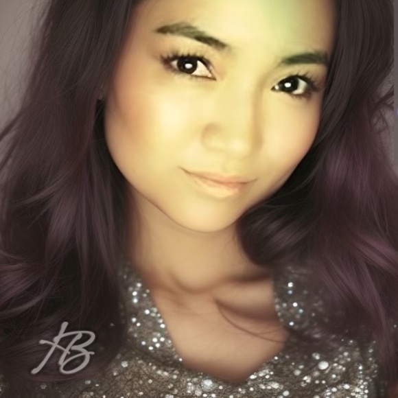 Meet your Posher, Diana - Picture 1 of 1